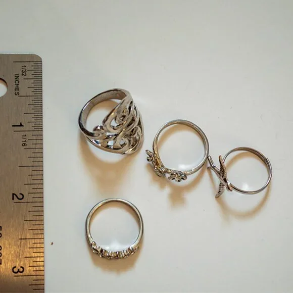 4 Silver-Colored Rings - Picture 5 of 5